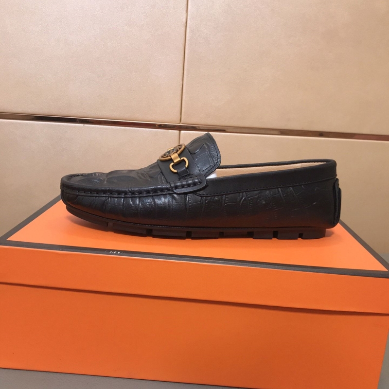 G*u*i leather shoes